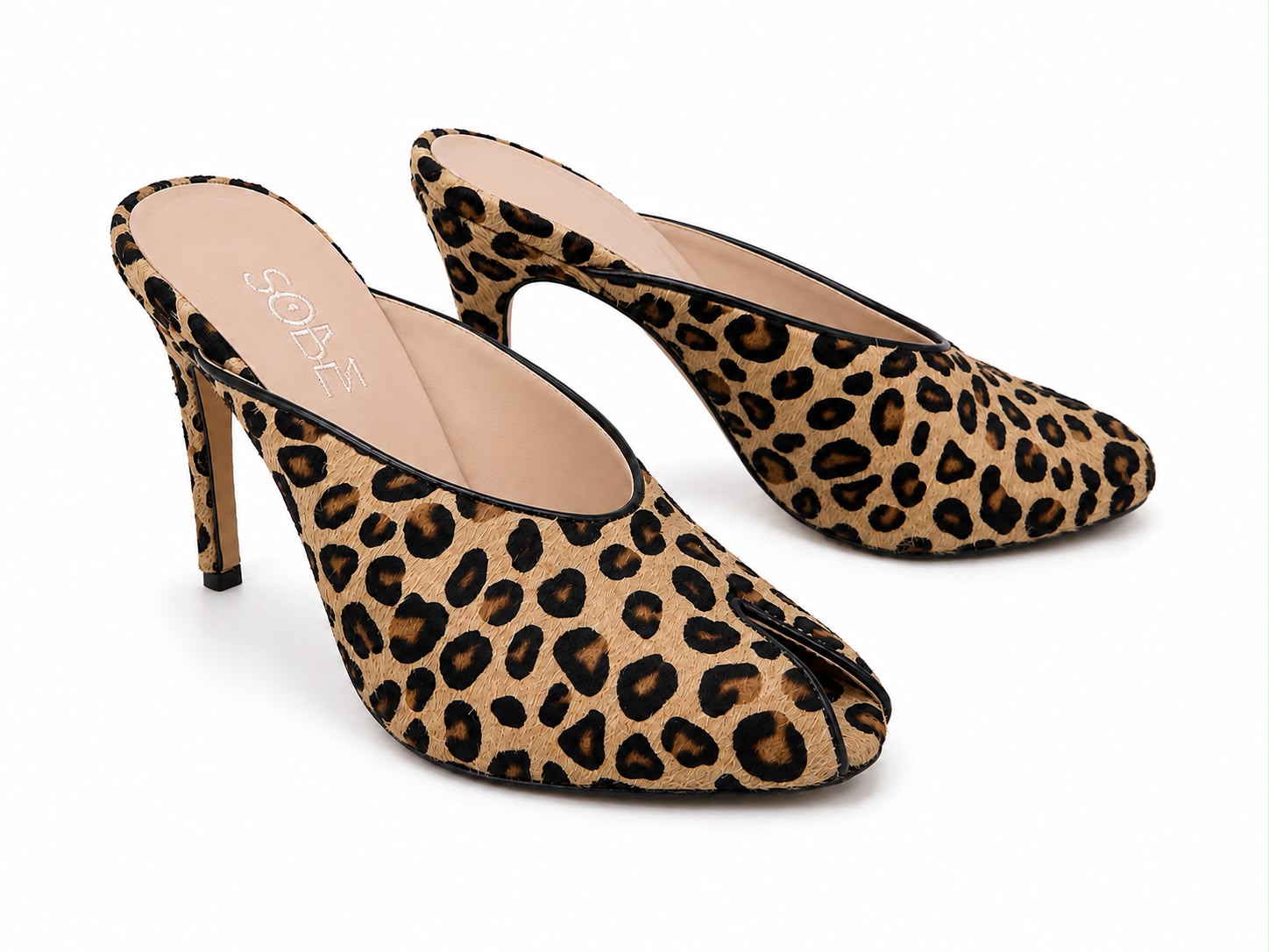 Leopar Heels